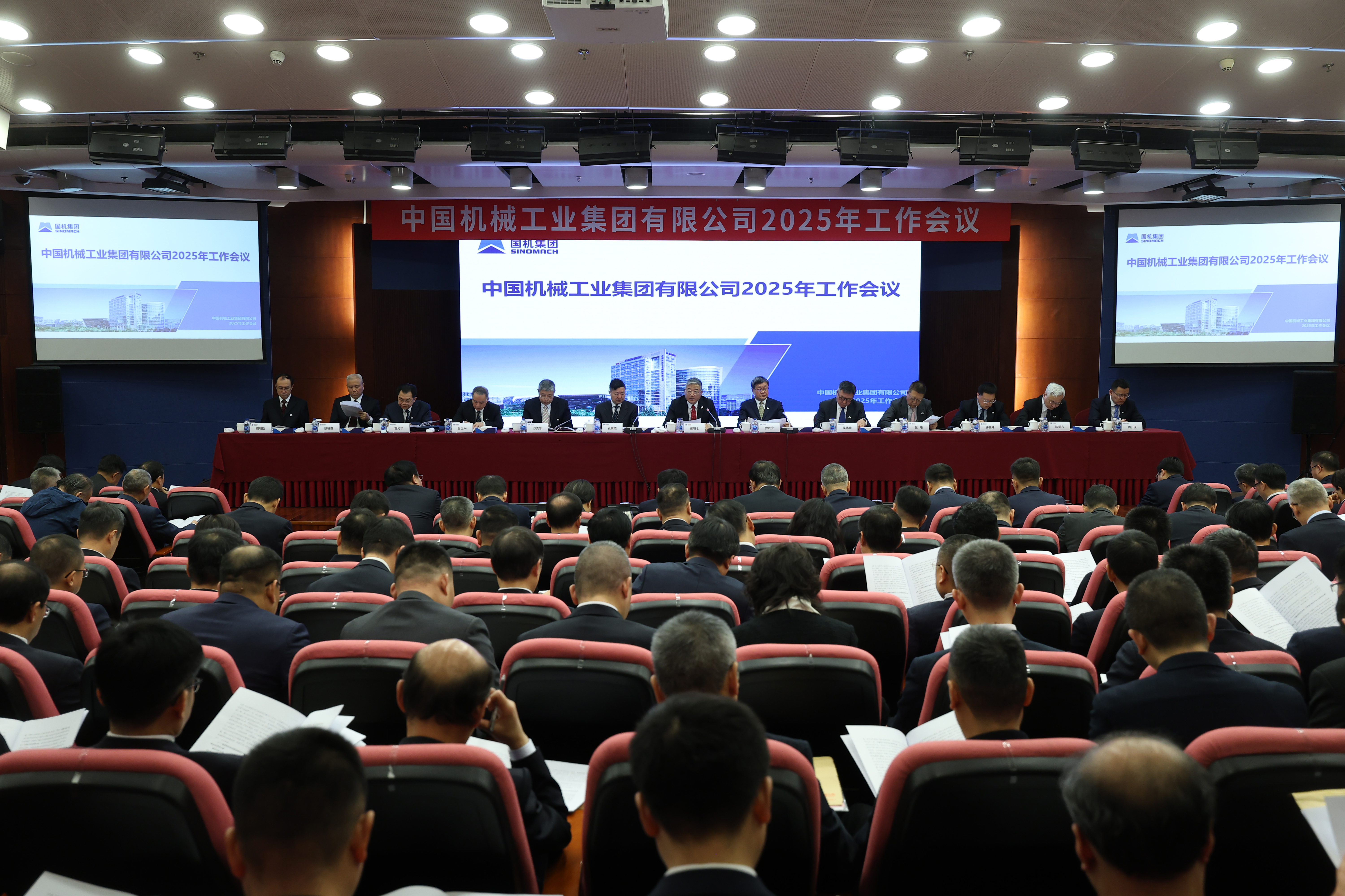 pg国际-不凡成就非凡,相信品牌的力量