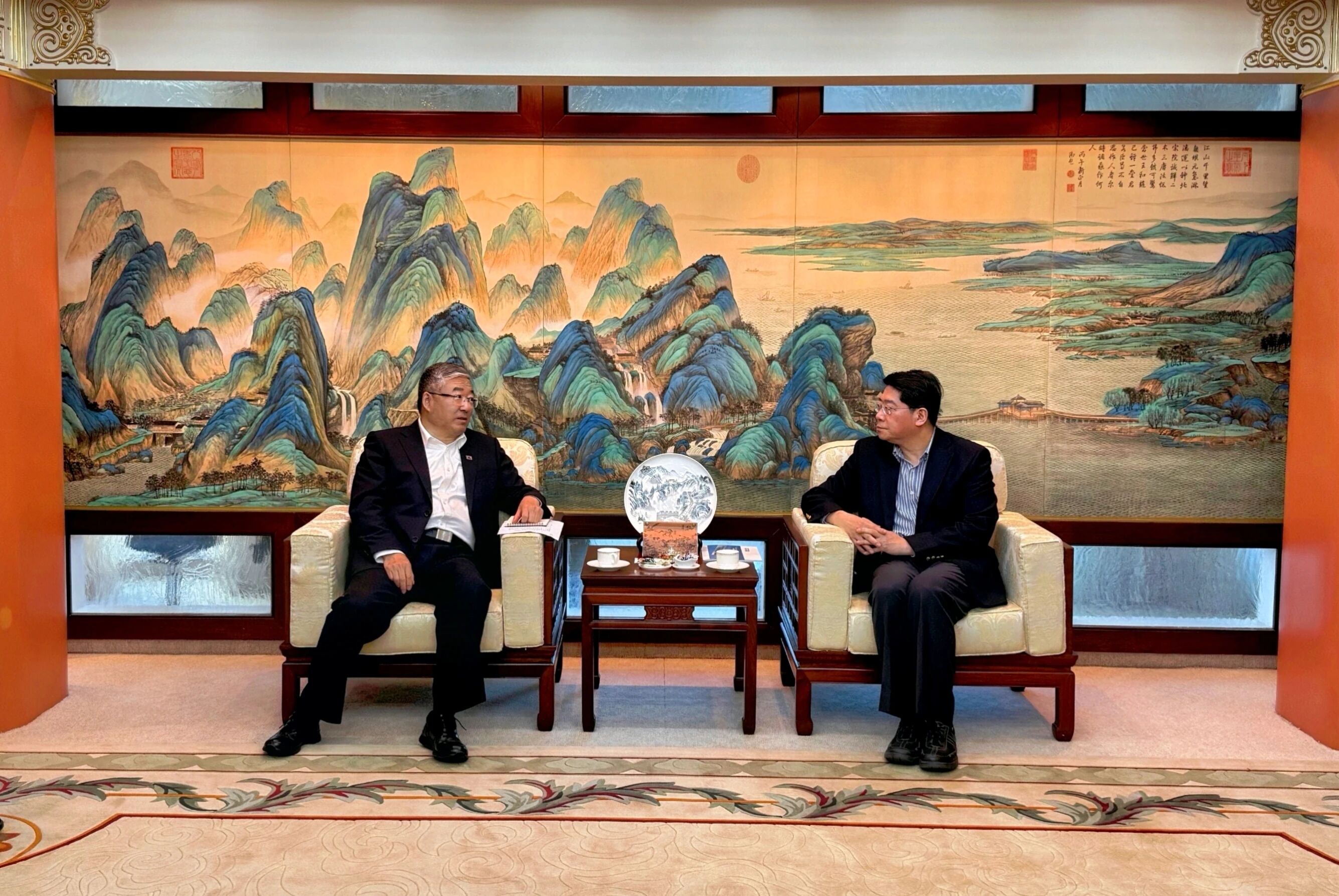 pg国际-不凡成就非凡,相信品牌的力量