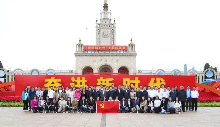 pg国际-不凡成就非凡,相信品牌的力量